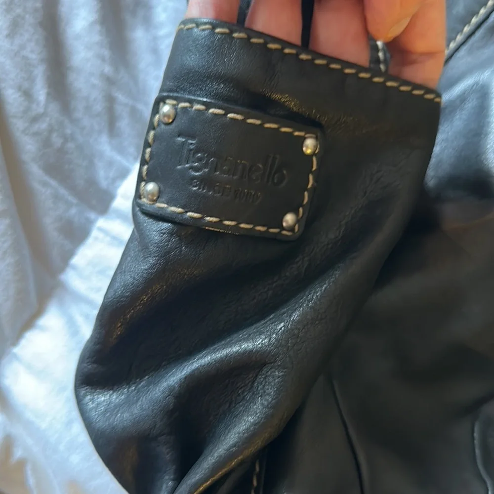 Tignanello black leather hobo bag with charms very nice destitute soft stylish - Picture 3 of 17